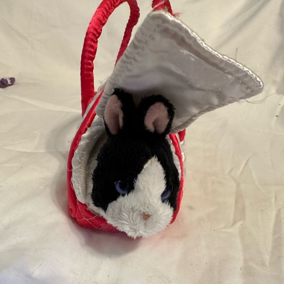 Zhu Zhu Pet Carrier Pretty Purse black and White Fluffy Animated Hamster. - Picture 1 of 7